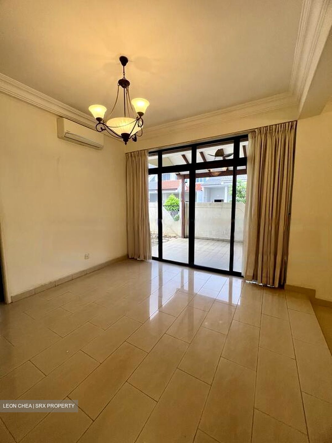 Peakville Walk (D16), Terrace #432395551